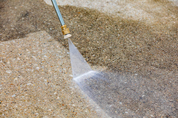 Best Playground Equipment Cleaning  in Lakewood Park, FL